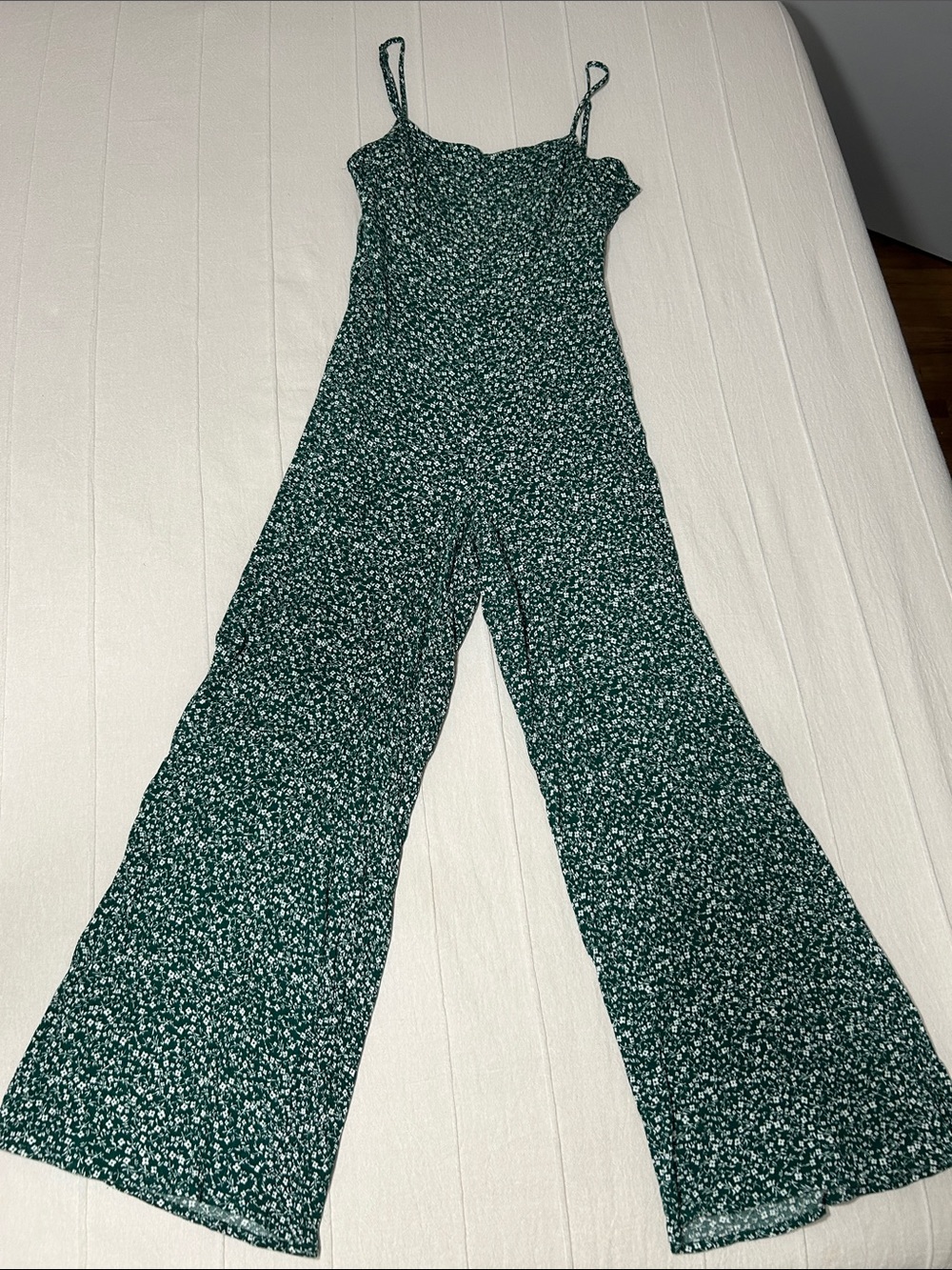 Audrey Parks Francesca’s Kaydin Green Floral Tie Back Cutout Wide Leg Jumpsuit S